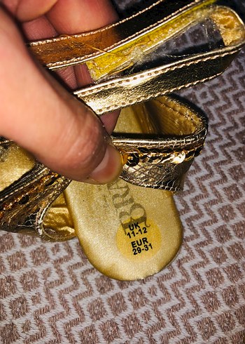 Kız Çocuk Altın Renkli elsa Tokalı kostüm Ayakkabısı - Görsel 2