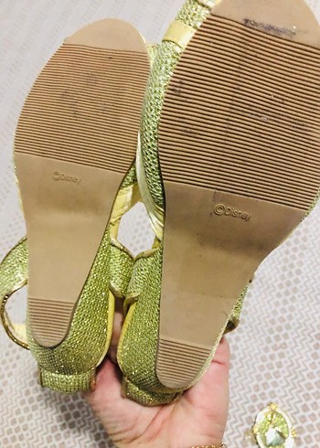 Yeşil İşlemeli Kız Çocuk Elbisesi - Görsel 9