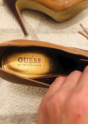 Guess Deri Kadın Klasik Topuklu Ayakkabı - Görsel 4