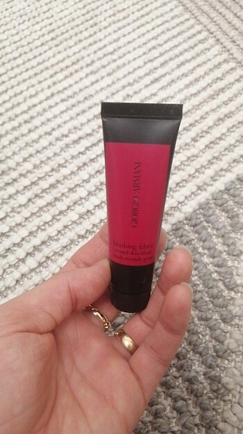 Giorgio Armani Giorgio armani likit allık