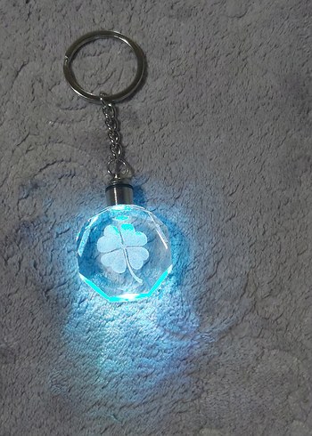 Accessorize Yeşil Yonca Renk Değiştiren Motifli Zincir Detaylı Anahtarlık