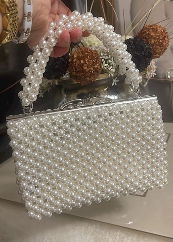 İnci İşlemeli Beyaz Örgü Kadın Çanta - Görsel 2