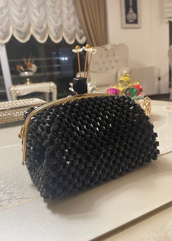 Siyah Boncuklu Zincir Detaylı Kadın Çanta - Görsel 3