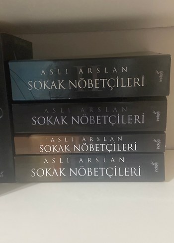 Aslı Arslan - Sokak Nöbetçileri Roman Seti