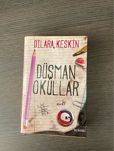 Düşman okullar