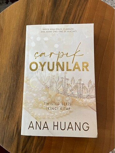 Ana Huang - çarpık oyunlar