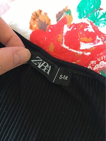 Zara Bluzz