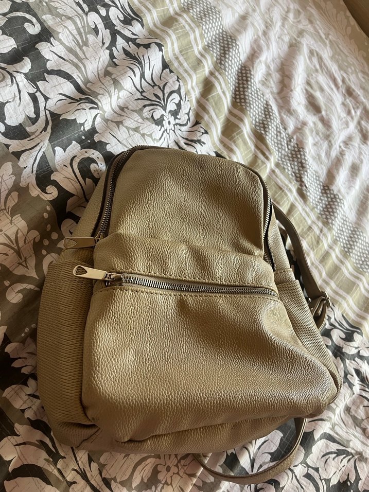 Bej Deri Fermuarlı Kadın Sırt Çantası - Görsel 5