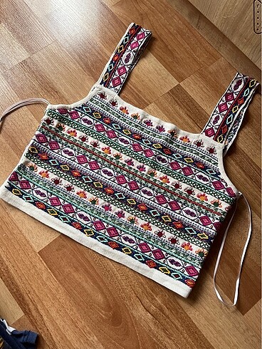 Zara askılı crop