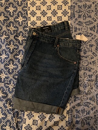 mom jeans short