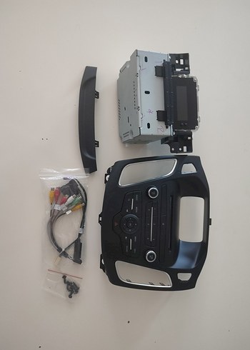 Siyah Araç Müzik Sistemi Kontrol Ünitesi - Görsel 6