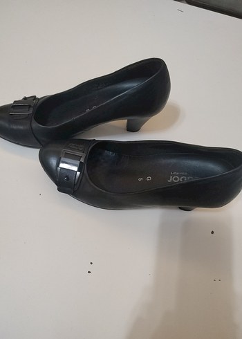 Siyah Tokalı Kadın Klasik Topuklu Ayakkabı - Görsel 5