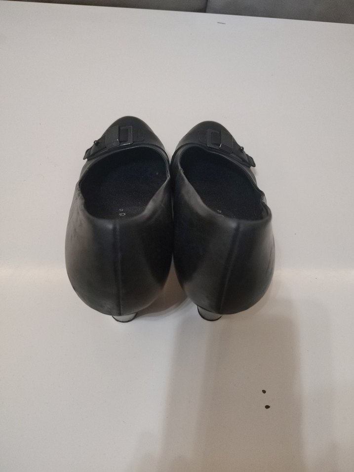 Siyah Tokalı Kadın Klasik Topuklu Ayakkabı - Görsel 2