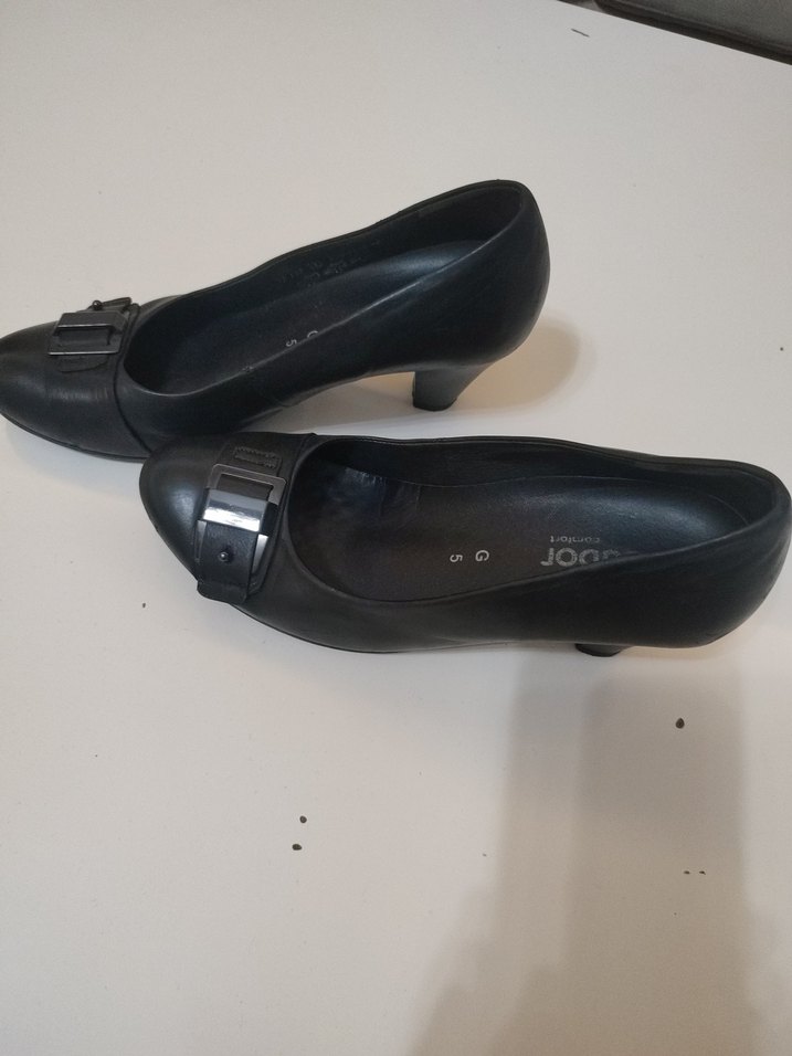 Siyah Tokalı Kadın Klasik Topuklu Ayakkabı - Görsel 5