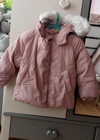 Pembe Kürk Detaylı Kız Çocuk Mont