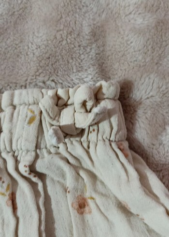 4 Yaş Beden Kız Çocuk Bej Nakışlı Keten Etek