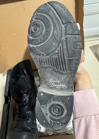 Siyah Deri Harley-Davidson Tokalı Biker Bot - Görsel 6