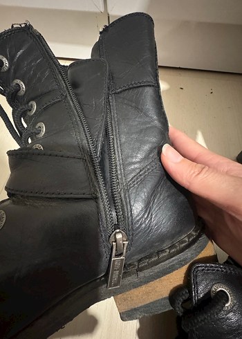 Siyah Deri Harley-Davidson Tokalı Biker Bot - Görsel 7