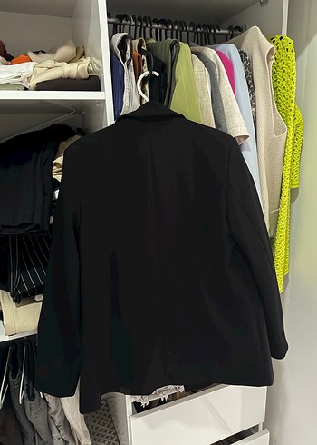 Dilvin Siyah Düğmeli Kadın Blazer Ceket