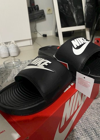 Nike Siyah Erkek Spor Terlik Velcro - Görsel 2