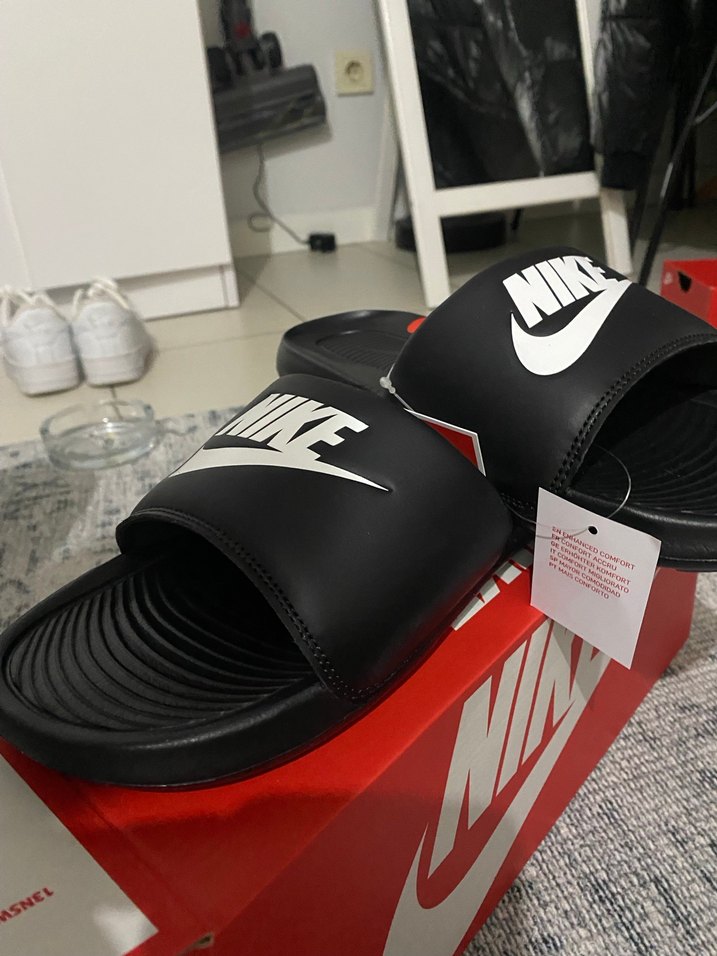 Nike Siyah Erkek Spor Terlik Velcro - Görsel 2