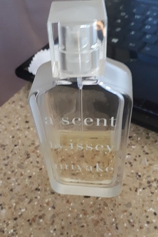 A SCENT BY ISSEY MIYAKE PARFÜM
