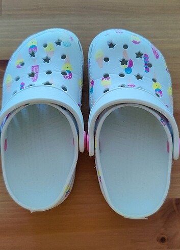 Crocks terlik