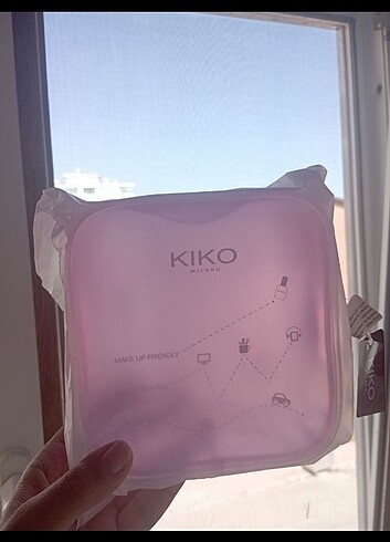 Kiko makyaj çantası 