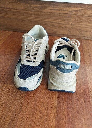 New Balance Spor ayakkabı