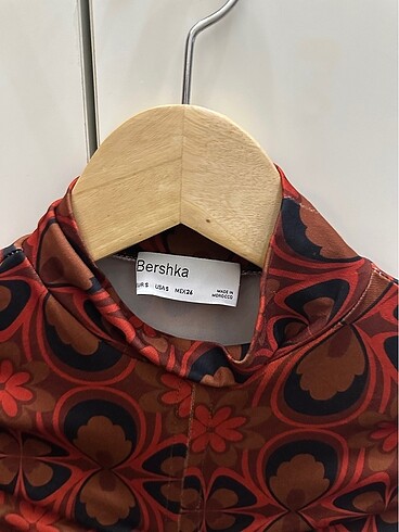 s Beden bershka crop