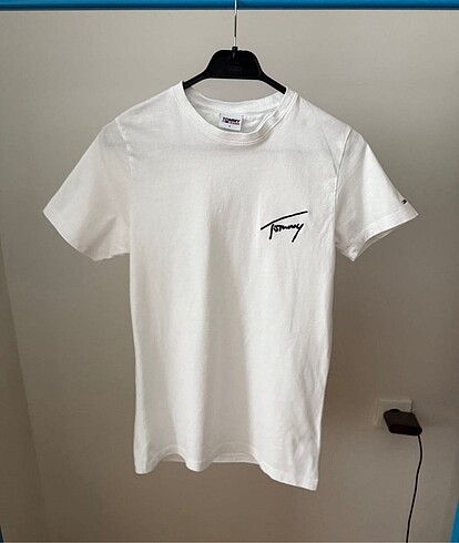 Tommy tshirt