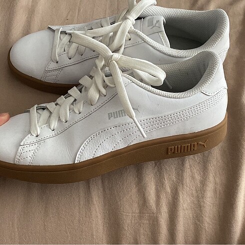 38,5 Beden beyaz Renk Puma ayakkabi