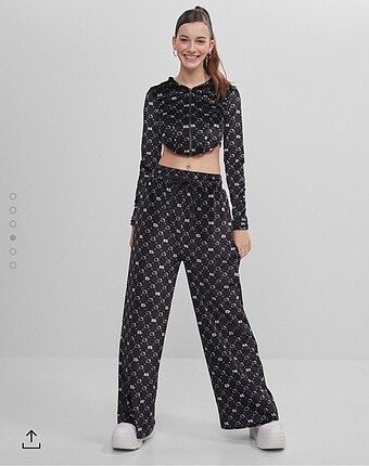 Bershka hello kitty alt