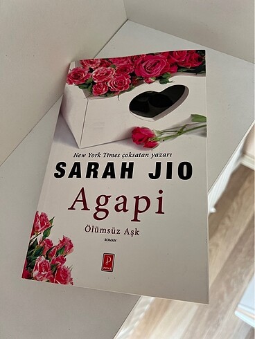 Agapi sarah jıo kitap