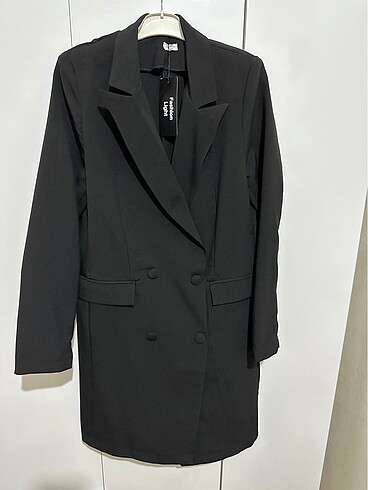 Siyah blazer yaka çift düğmeli ceket