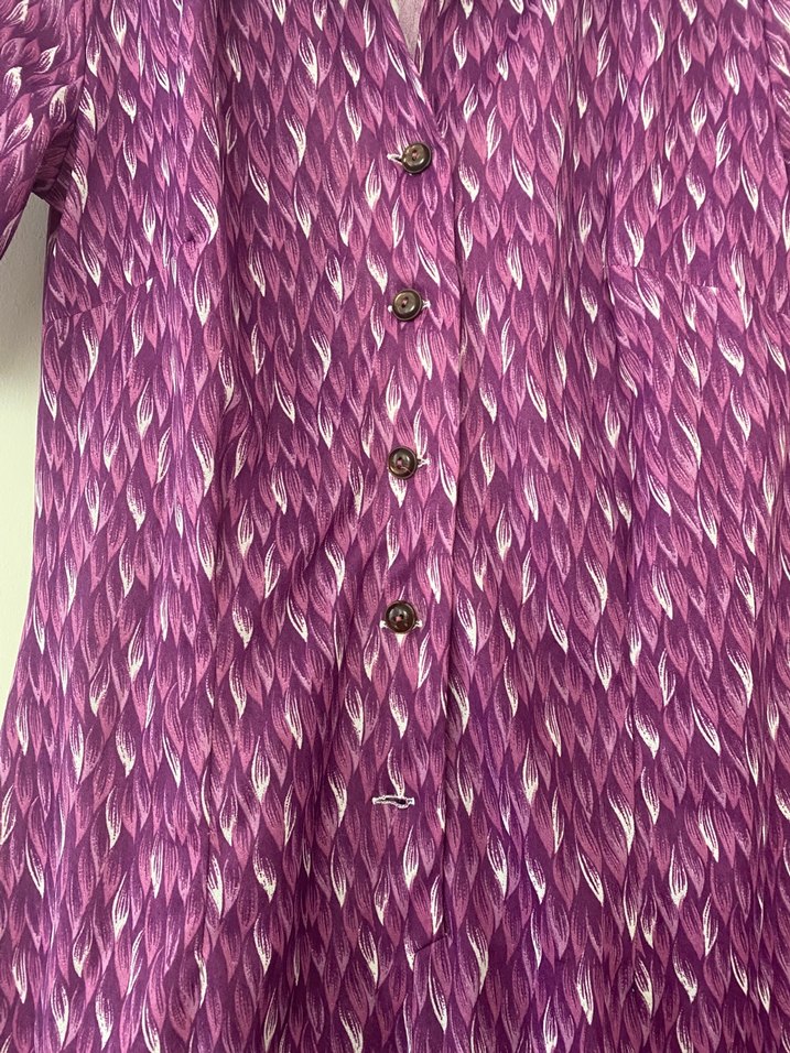 Düğmeli, V Yakalı, Uzun Mor Vintage Elbise - Görsel 2