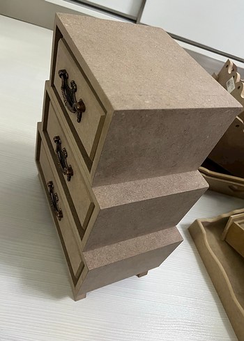 Ahşap küçük komodib - Görsel 5