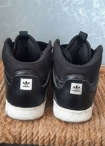 34 Beden siyah Renk Orjinal Adidas Ayakkabı 