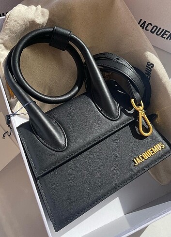 Jacquemus çanta orijinal model 