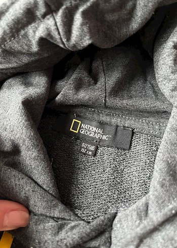 National Geographic Sweatshirt ve Kot Pantolon - Görsel 3