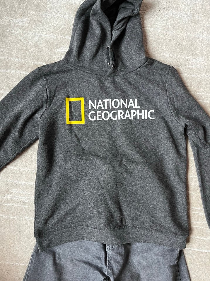 National Geographic Sweatshirt ve Kot Pantolon - Görsel 2