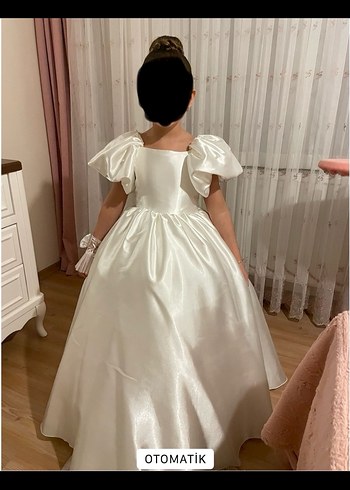 Beyaz Drapeli Klasik Kız Çocuk Elbisesi - Görsel 2