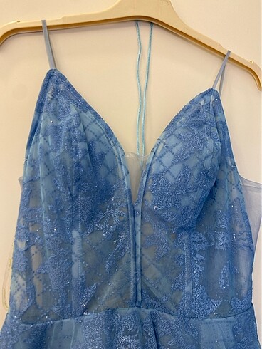 Düğün ve mezuniyette giyilecek abiye - Görsel 3