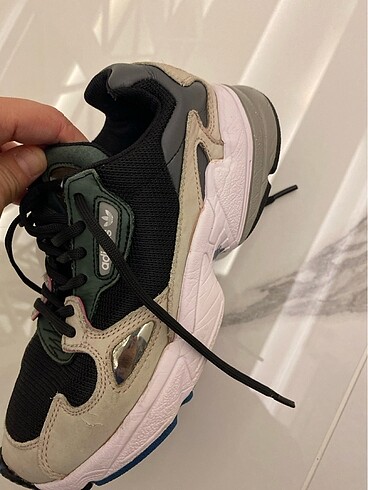 Adidas Adaidas falcon
