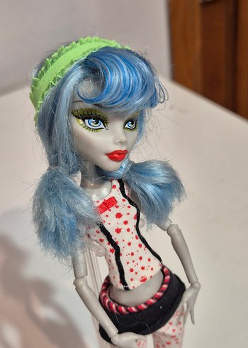 Beden monster high ghoulia