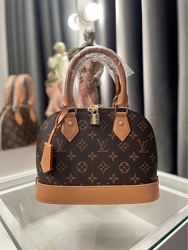 Lv d model çanta