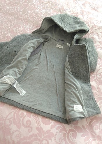 Gri Kapüşonlu Düğmeli erkek Çocuk Kabanı - Görsel 4