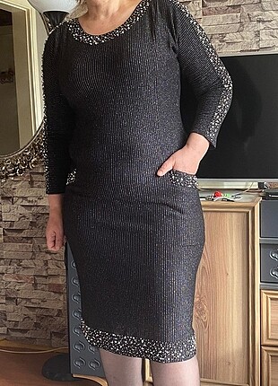Designer Şık gece elbisesi.