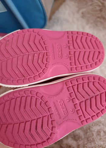 23 Beden Crocs Kız Çocuk Pembe Cırtlı Terlik