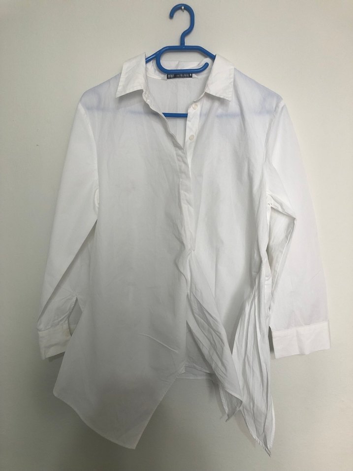 Düğmeli Beyaz Kadın Gömlek - Görsel 2